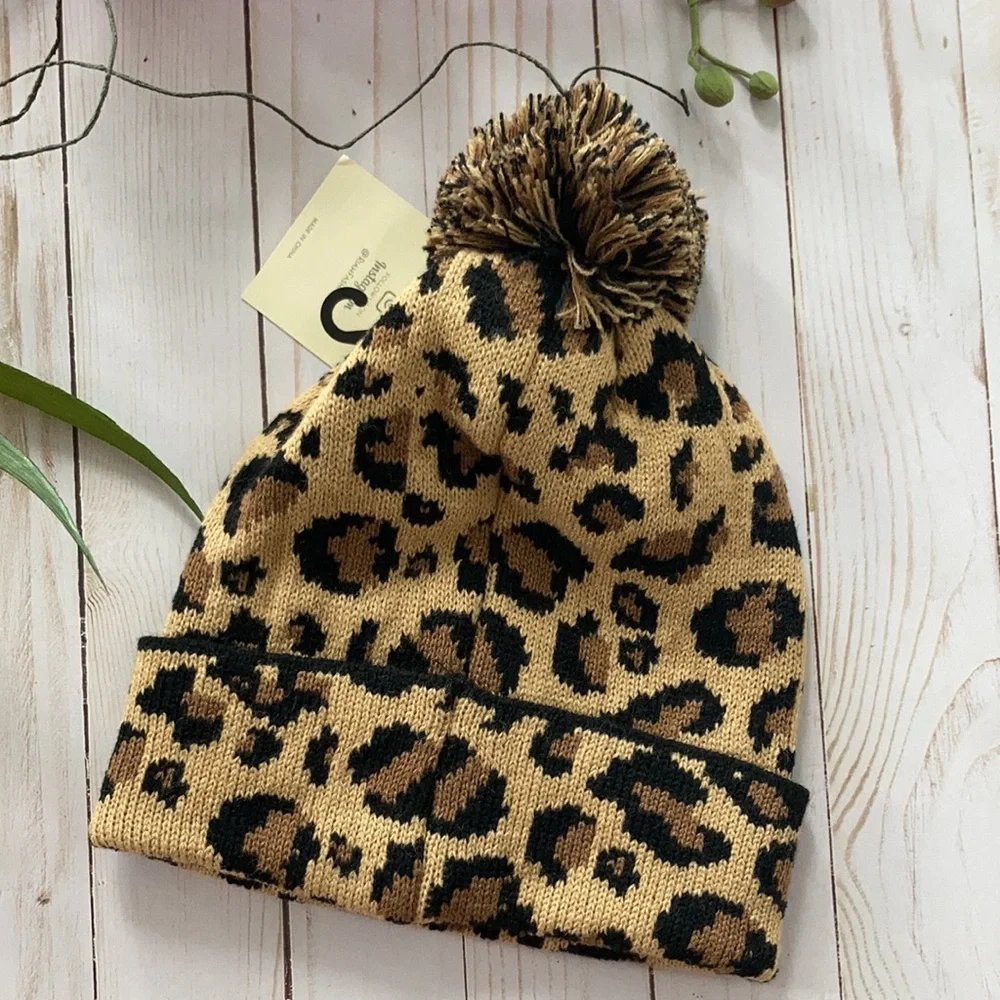 Leopard Print Knitted Pom Pom Beanie - Picture 3 of 5